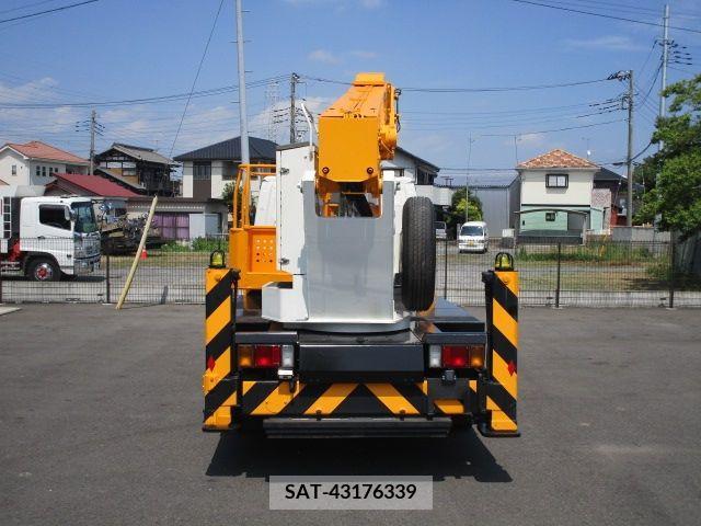 Isuzu ELF TRUCK 2014-05 334199-6