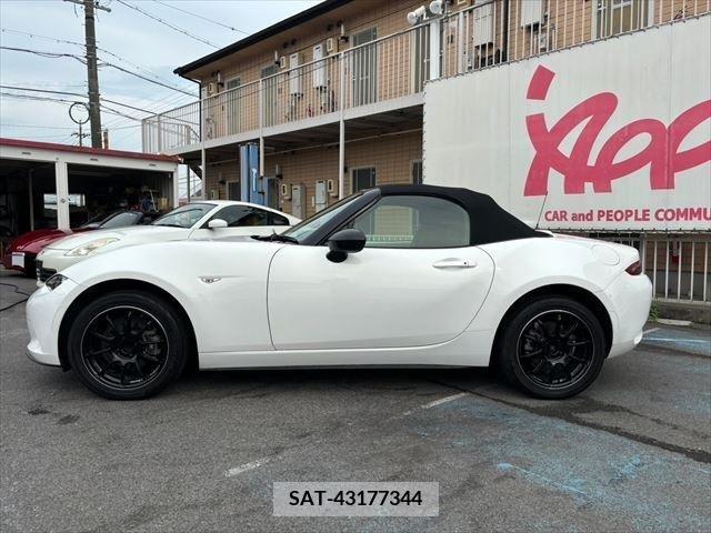 Mazda ROADSTER 2015-08 313824-20
