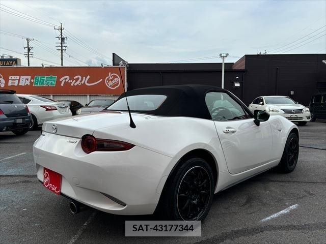 Mazda ROADSTER 2015-08 313824-17