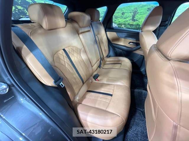 Mazda CX-60 2022-10 390267-9