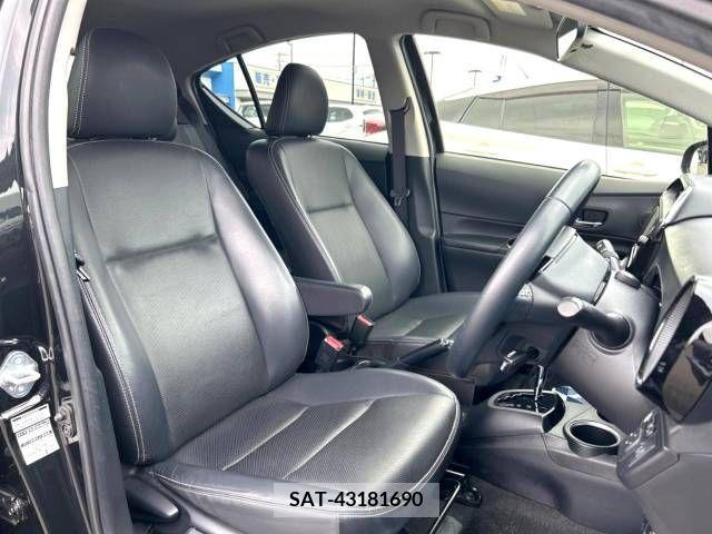 Toyota AQUA 2017-11 292245-12