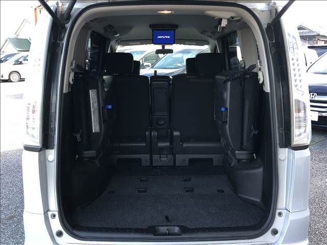 Nissan SERENA 2013-02 11489-10