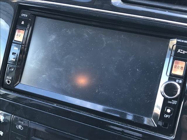 Nissan SERENA 2013-02 11489-2