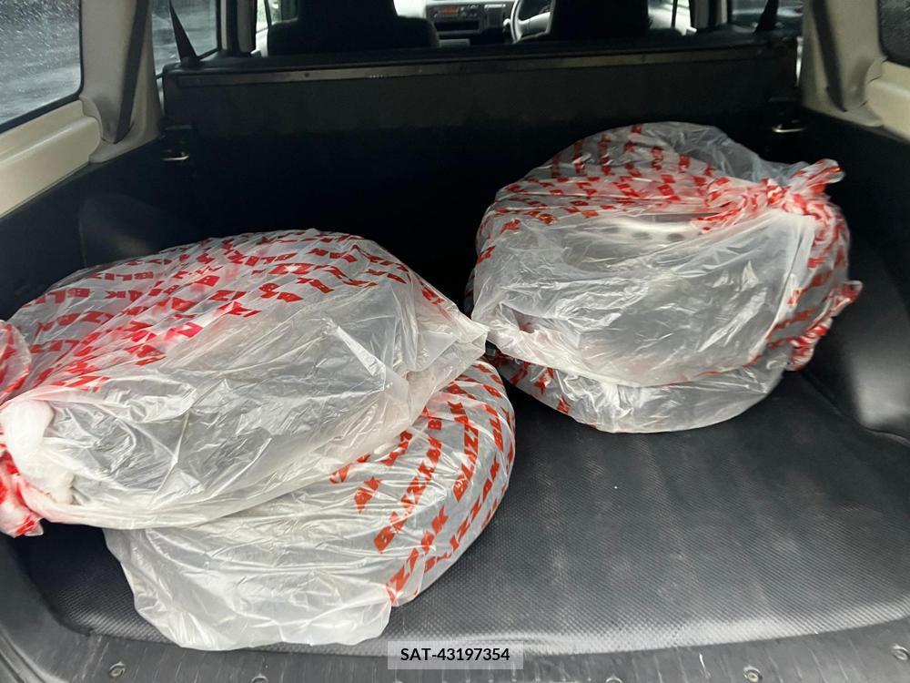 Toyota PROBOX VAN 2017-02 258482-13