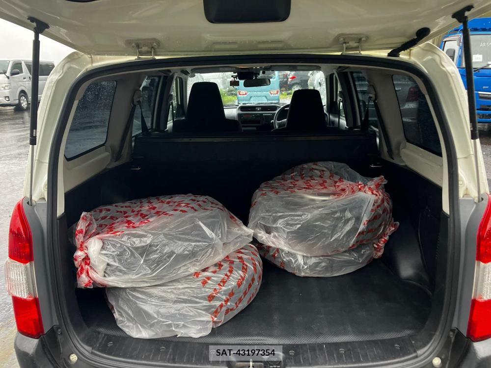 Toyota PROBOX VAN 2017-02 258482-14