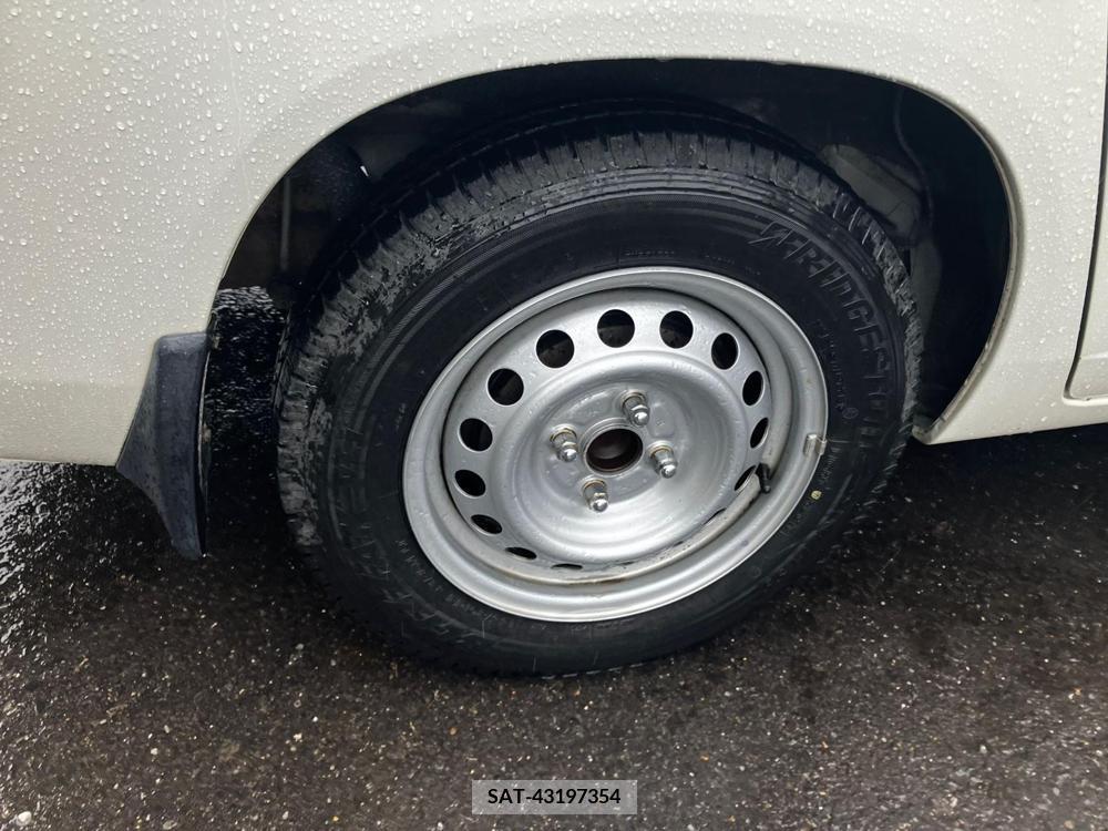 Toyota PROBOX VAN 2017-02 258482-16