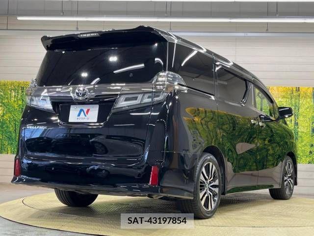Toyota VELLFIRE 2018-06 299432-18