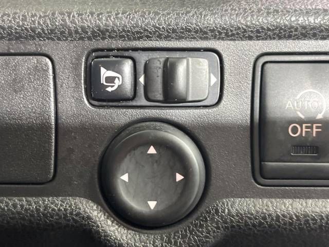 Nissan NOTE 2012-12 16055-6