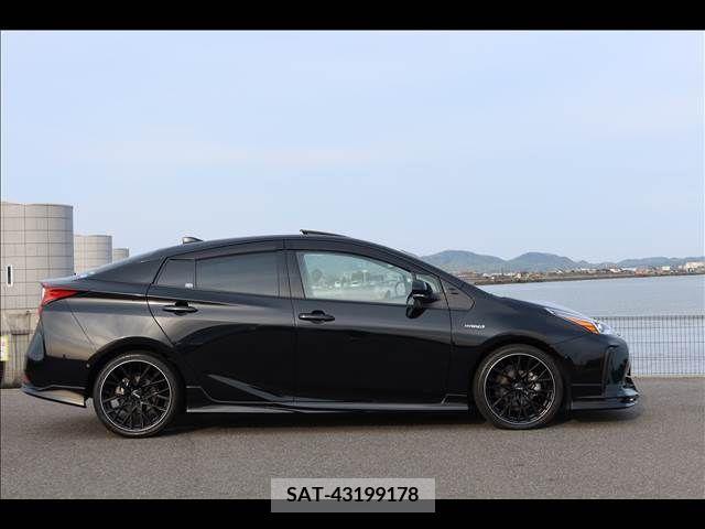 Toyota PRIUS 2020-02 250433-2