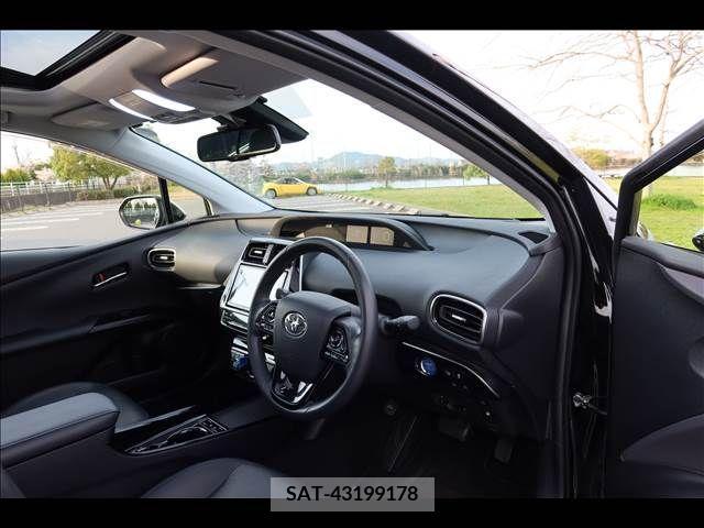 Toyota PRIUS 2020-02 250433-10