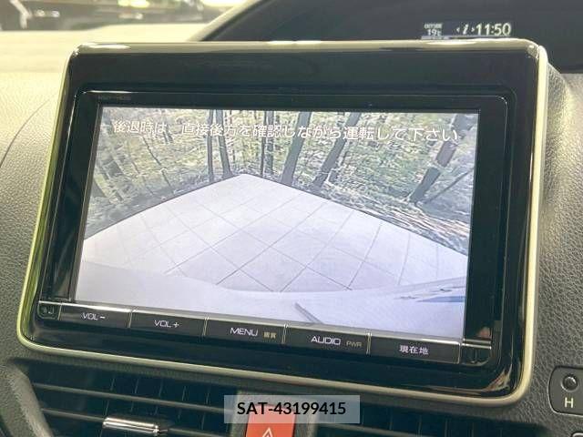 Toyota NOAH 2014-03 228831-4
