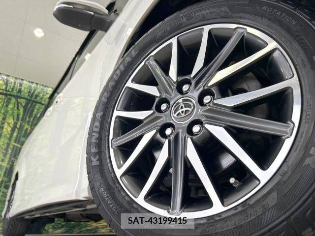 Toyota NOAH 2014-03 228831-13