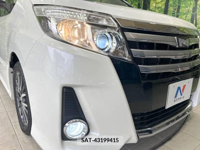 Toyota NOAH 2014-03 228831-12