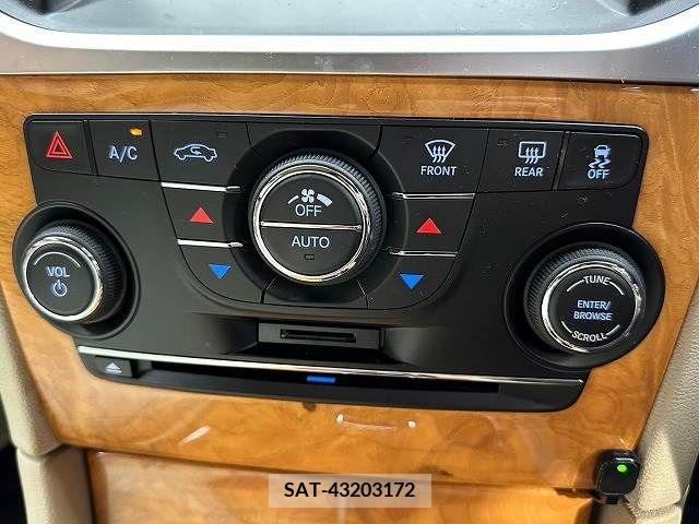 Chrysler 300 2014-10 299003-9