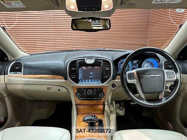 Chrysler 300 2014-10 299003-1