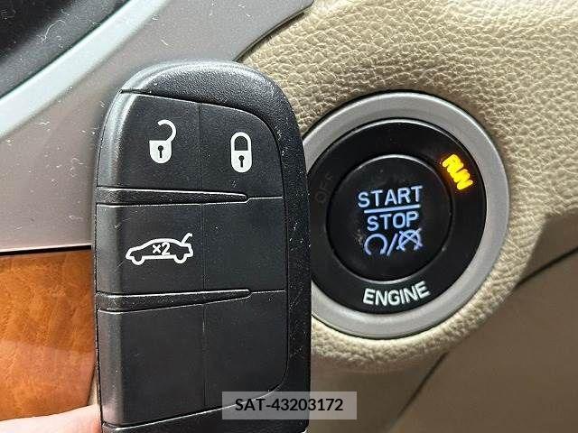 Chrysler 300 2014-10 299003-7
