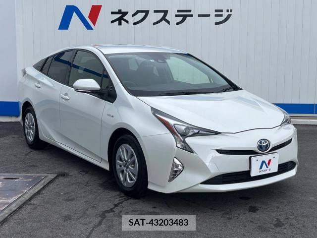 Toyota PRIUS 2016-02 322283-15