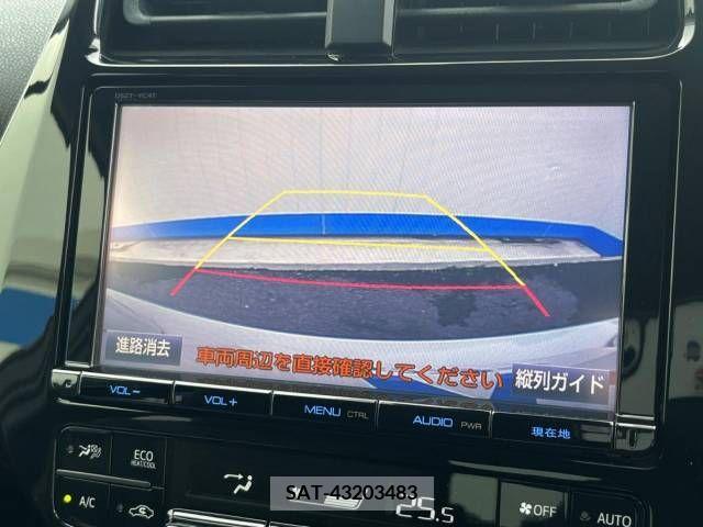 Toyota PRIUS 2016-02 322283-3