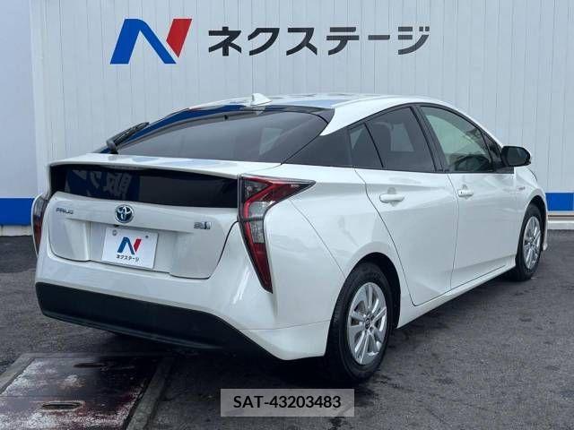Toyota PRIUS 2016-02 322283-16