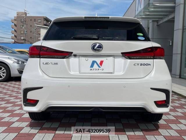 Lexus CT 2018-03 322668-15