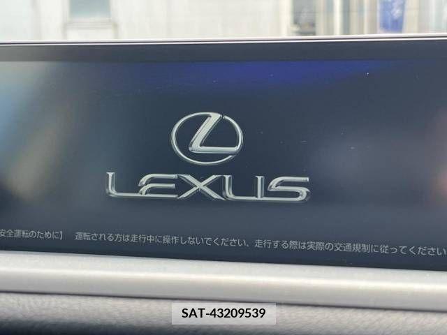 Lexus CT 2018-03 322668-2