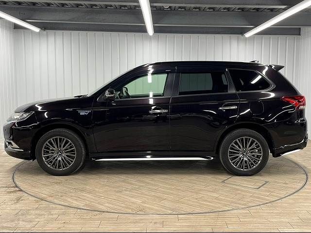 Mitsubishi OUTLANDER PHEV 2020-01 180655-14