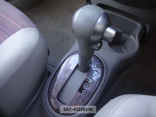 Nissan MARCH 2010-12 207899-18