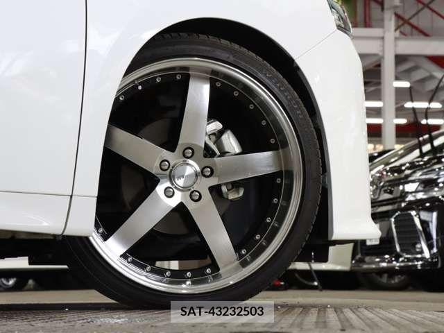Toyota VELLFIRE 2017-08 325342-14