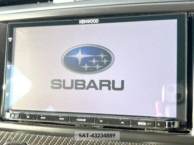 Subaru WRX S4 2017-02 290237-4