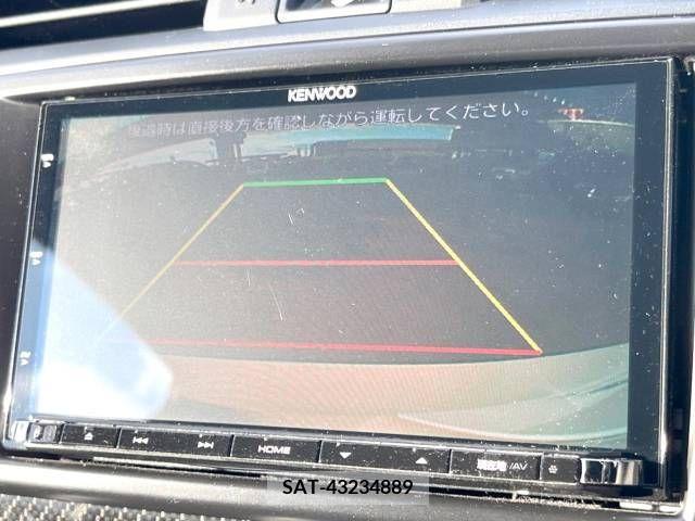 Subaru WRX S4 2017-02 290237-5