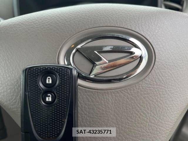 Daihatsu MOVE CONTE 2013-08 309029-7