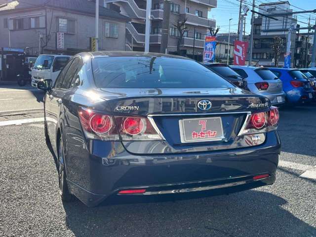 Toyota CROWN SEDAN 2017-11 193627-6
