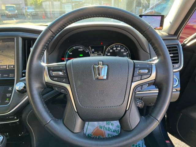 Toyota CROWN SEDAN 2017-11 193627-15