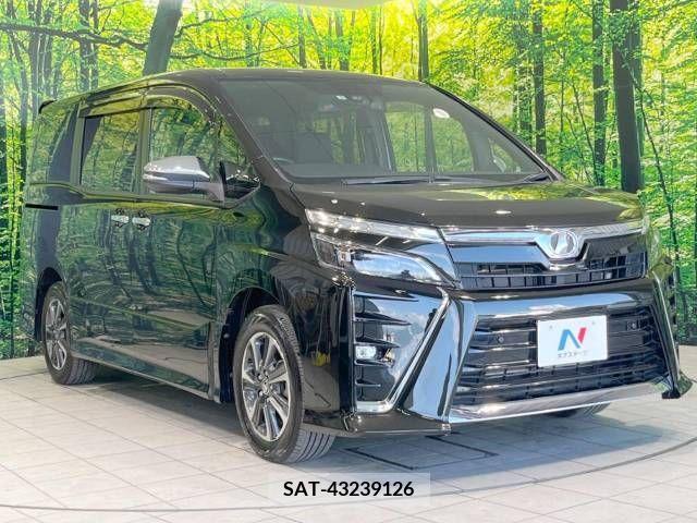 Toyota VOXY 2019-03 370459-17