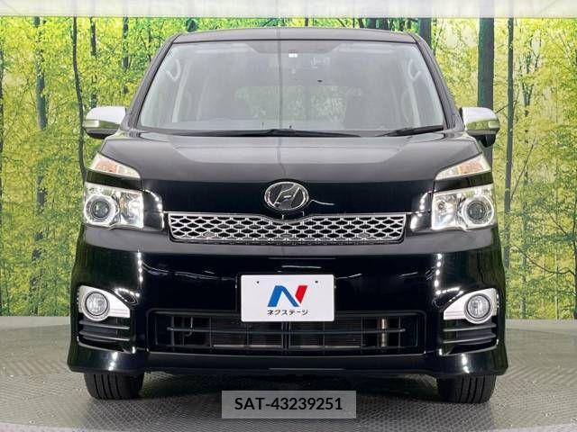Toyota VOXY 2012-01 347908-15