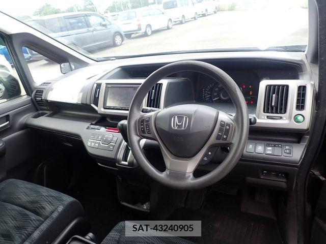 Honda STEP WGN 2014-06 380252-1