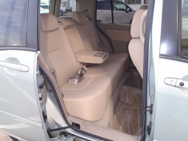 Toyota RAUM 2008-08 10040-8