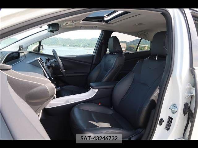 Toyota PRIUS 2016-07 282246-17