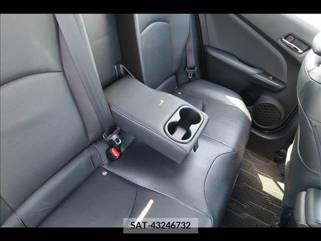 Toyota PRIUS 2016-07 282246-15