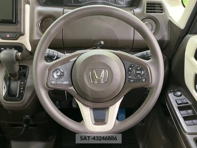 Honda N BOX 2021-06 338825-11