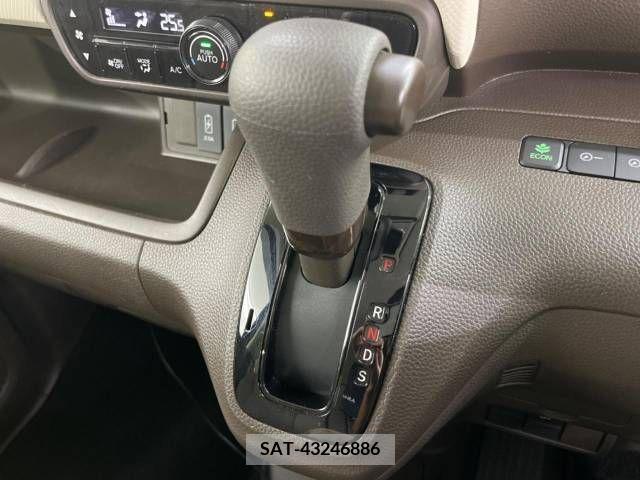 Honda N BOX 2021-06 338825-19