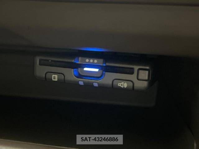 Honda N BOX 2021-06 338825-7