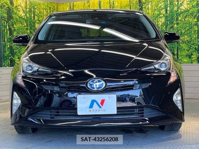 Toyota PRIUS 2016-08 241263-14
