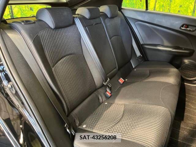 Toyota PRIUS 2016-08 241263-9