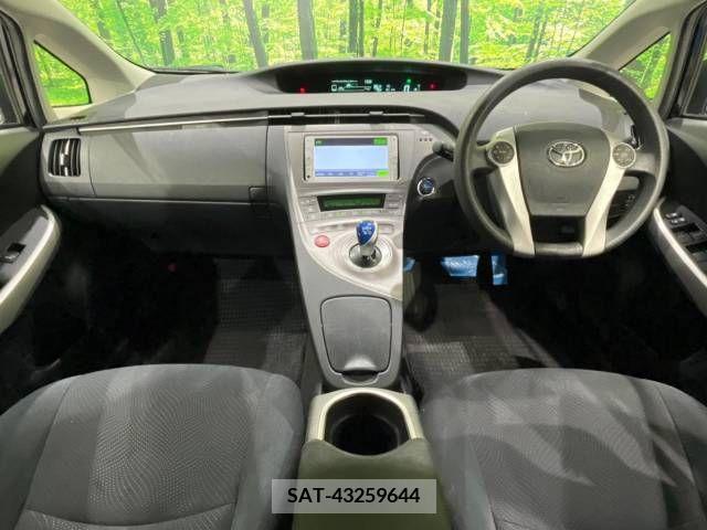 Toyota PRIUS 2014-01 346892-1