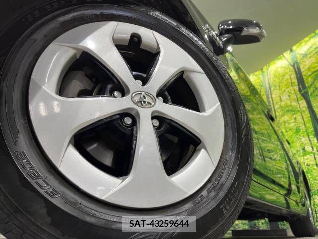 Toyota PRIUS 2014-01 346892-13
