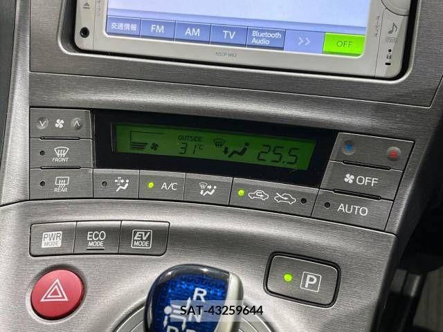 Toyota PRIUS 2014-01 346892-6