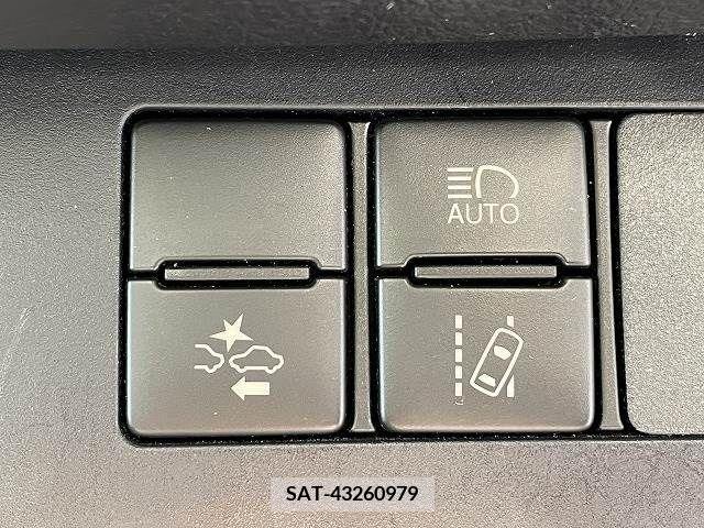 Toyota SIENTA 2019-12 206413-6