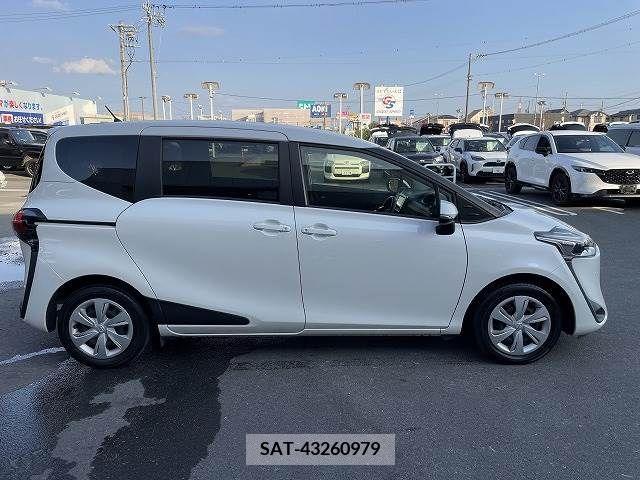 Toyota SIENTA 2019-12 206413-16