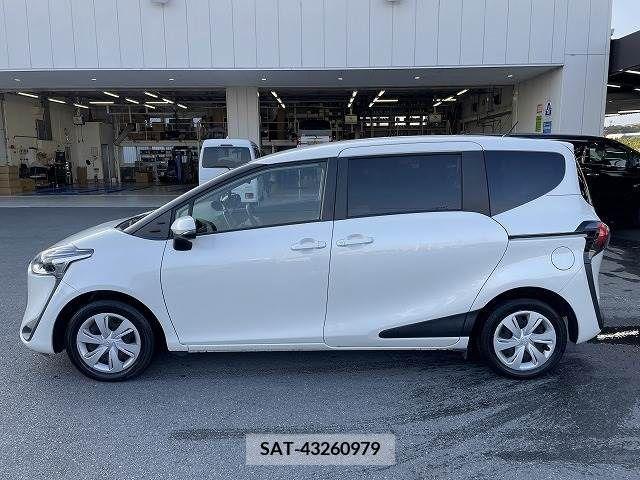 Toyota SIENTA 2019-12 206413-15
